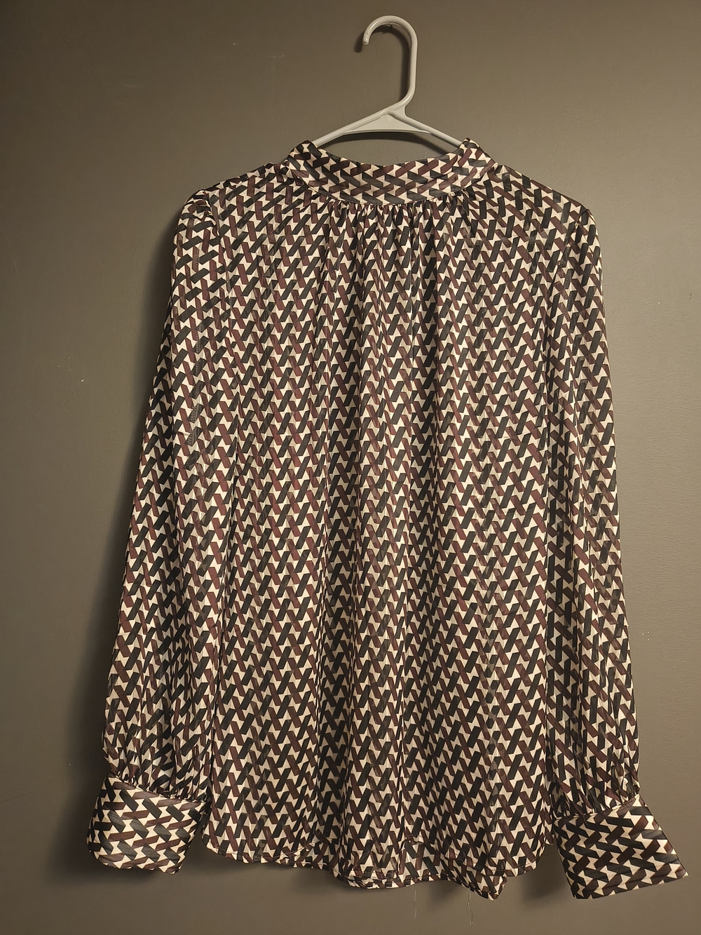 H&M Women's XL Geometric Print Long-Sleeve Shirt Business Casual